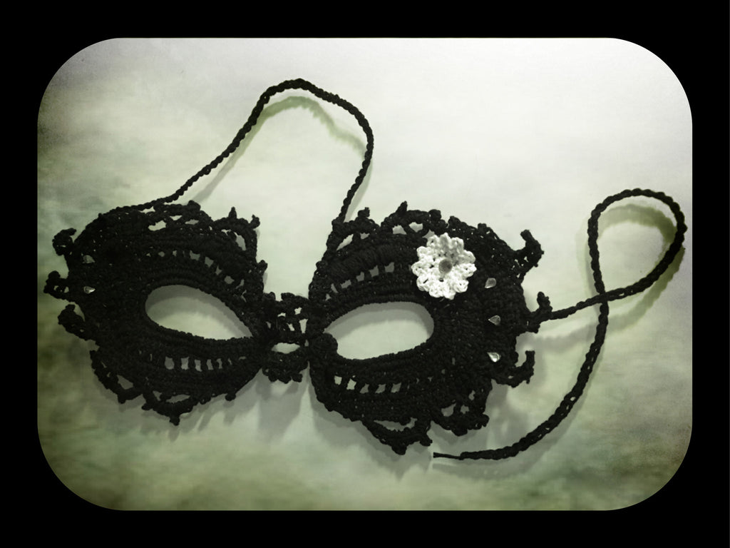 Crocheted Masquerade Party Mask