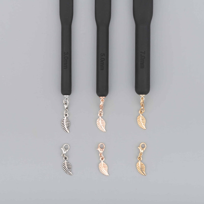 Yarn and Colors - Charms - Silver